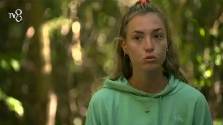 Survivor'da sürgün adasına kim gitti, Survivor'da eleme adayı kim oldu, işte dokunulmazlığı kazanan takım! Acun Ilıcalı kötü haberi açıkladı, diskalifiye...