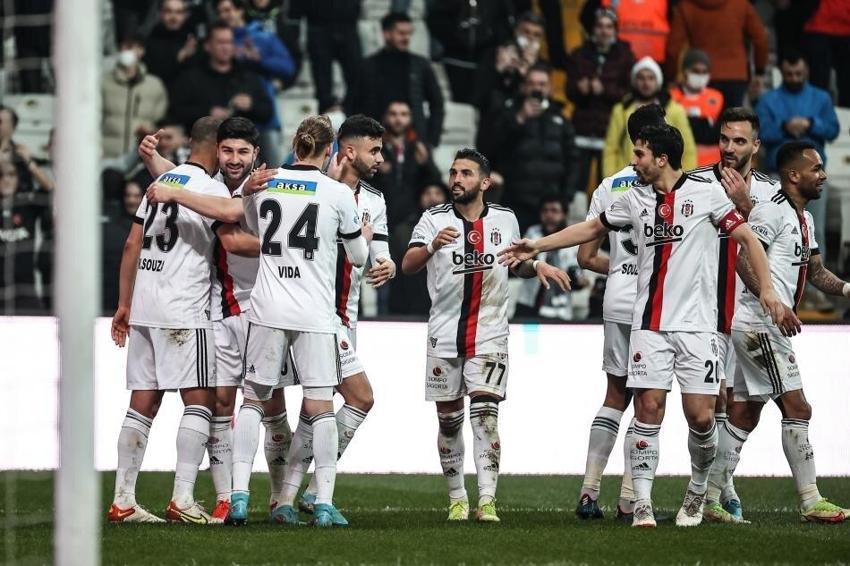 Elvir Balic'ten Önder Karaveli hakkında dikkat çeken yorum! 'Hep aynı sorun, nasıl çözecek bilmiyorum ama...'