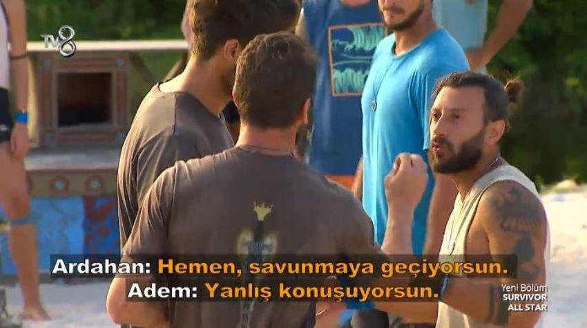 Survivor'da sürgün adasına kim gitti, Survivor'da eleme adayı kim oldu, işte dokunulmazlığı kazanan takım! Acun Ilıcalı şoke eden kararı açıkladı...
