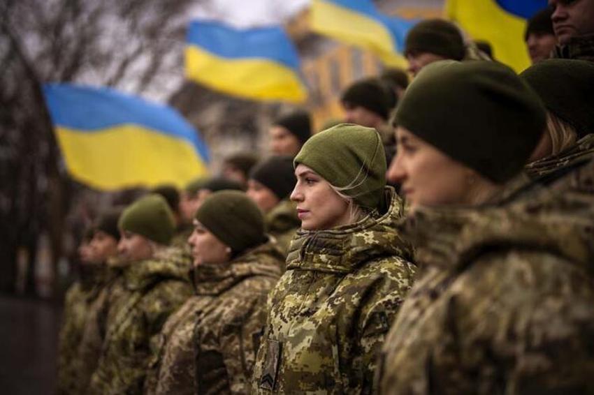 Rusya-Ukrayna krizinde son dakika gelişmesi! Dünyaya duyurdular: 'Putin savaş emrini verdi' 30 bin rus askeri...
