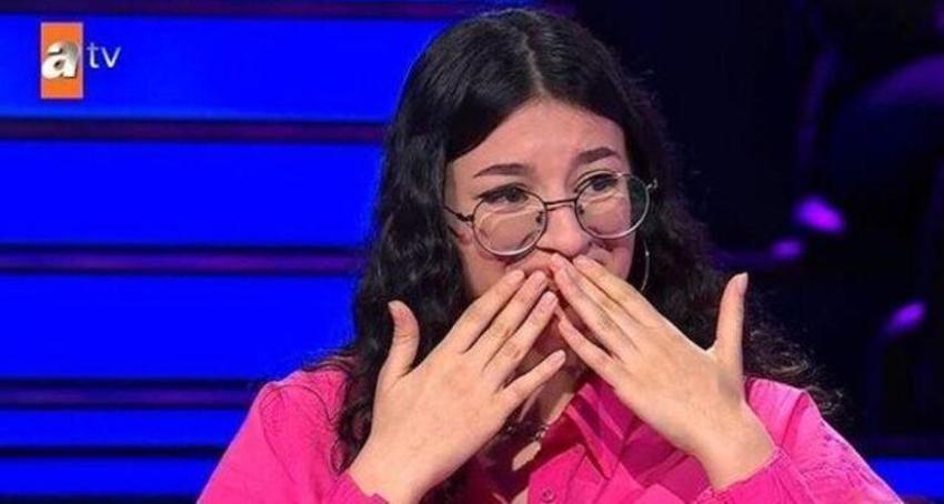 Kim Milyoner Olmak İster yarışmasında şaşırtan durum! Bir anda ağlamaya başladı!