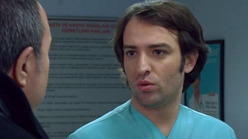 Arka Sokaklar'ın Doktor Yavuz'unu gören şaşırıyor! ''Yıllar sana acımamış doktor''