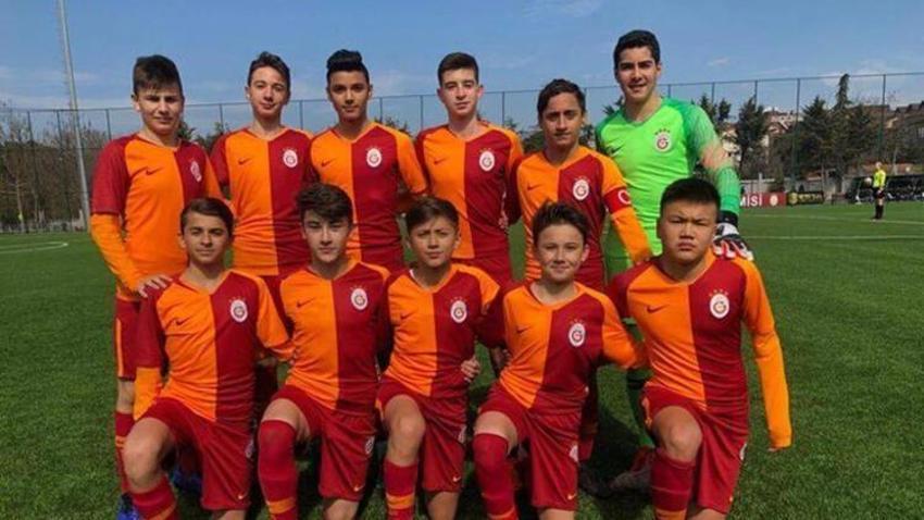 Bu sezon Fenerbahçe'ye 4 gol attı Beknaz Almazbekov'un paylaşımı ortalığı ayağa kaldırdı