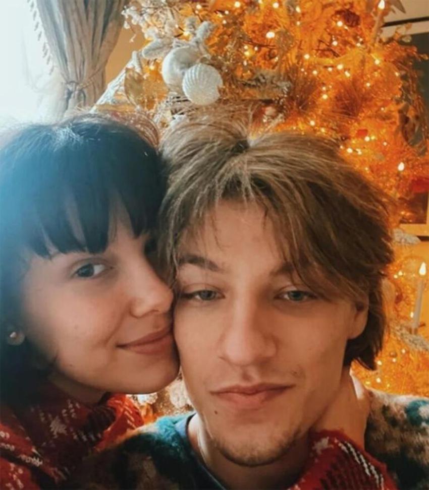 TV ve sinema dünyasının paylaşılamayan çocuk oyuncusu Millie Bobby Brown artık 18 yaşında! Paraya 'para' demiyor...
