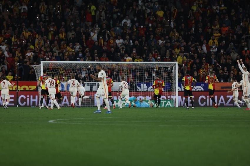 Fatih Terim'in 2 prensine Tümer Metin'den yaylım ateşi! 'Antrenmanda bile...'