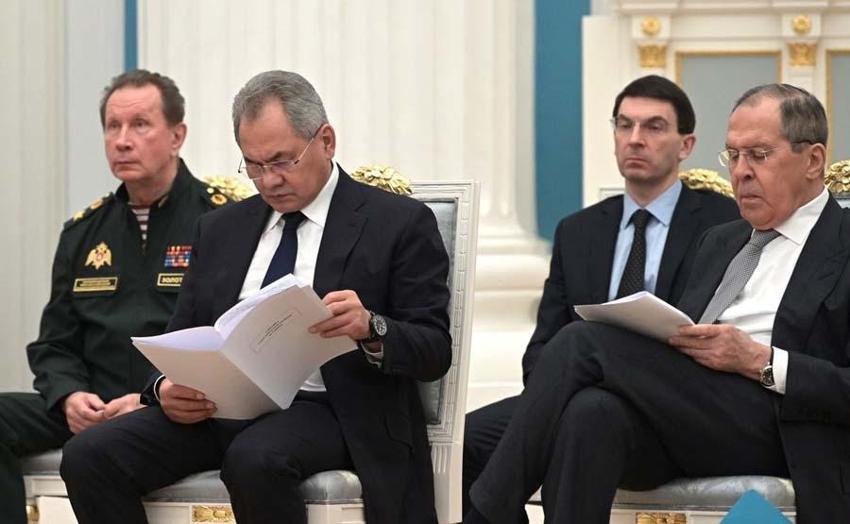 Putin'in korktuğu başına geldi! Rusya'ya yaptırım dalgası başladı