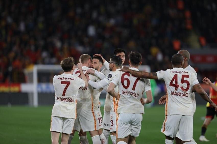 3-2'lik galibiyetten sonra Taylan'ı, Ömer'i, Halil'i bıraktı Burak Elmas'a çağrıda bulundu 'Gönderin şu Torrent'i'