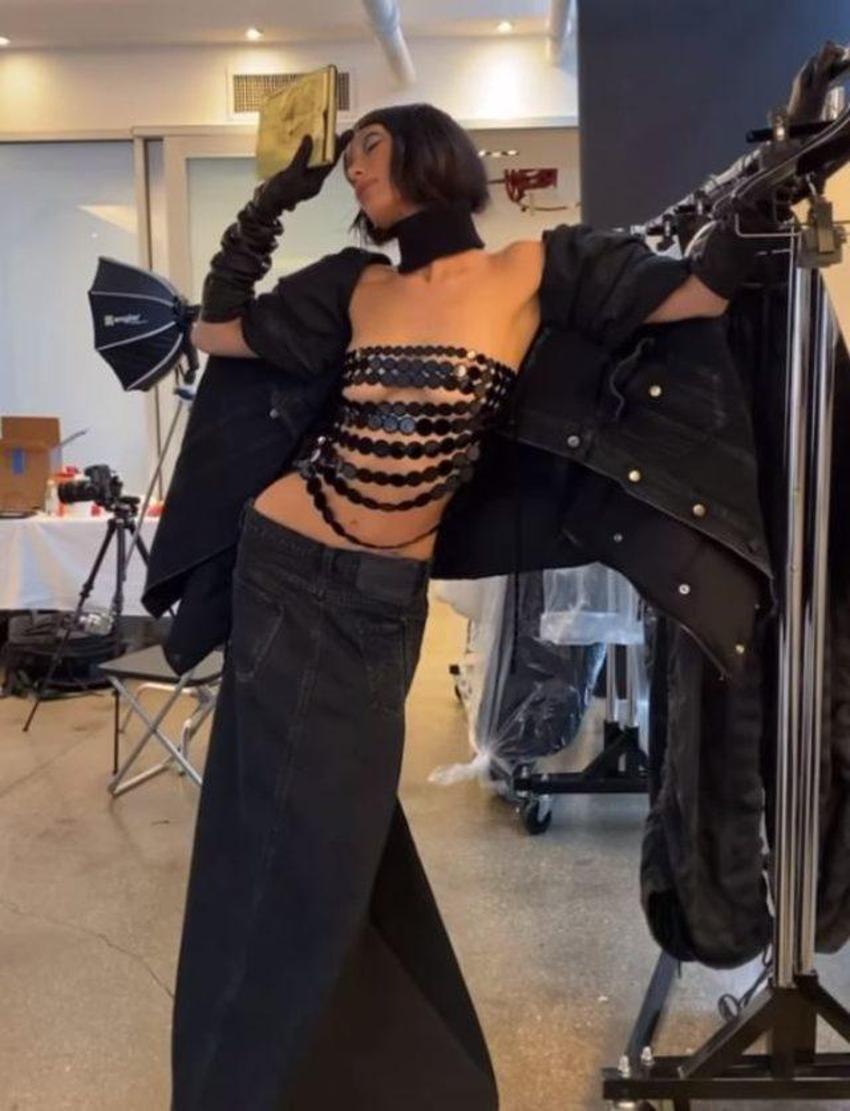 Bella Hadid podyum öncesi paylaştı! Dikkat çeken tasarım...