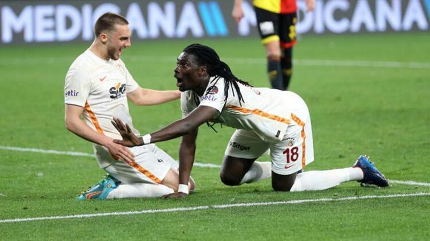 Maç bitti isyan dinmedi! Galatasaray'ın yıldızına çok sert sözler 'Utanmaz terbiyesiz...'