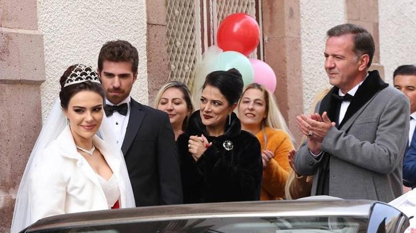 Üç Kız Kardeş'te Türkan ve Somer boşanıyor mu?