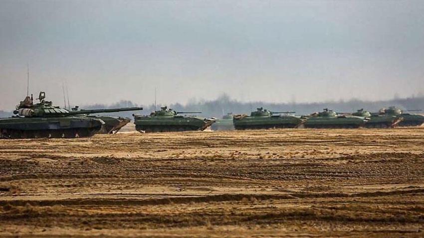 Ukrayna - Rusya krizinde son dakika gelişmesi! Artık an meselesi, bayraklar indirildi! Resmen harekete geçildi, savaş...