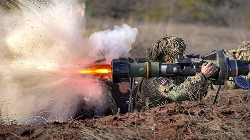 Ukrayna - Rusya krizinde son dakika gelişmesi! Artık an meselesi, bayraklar indirildi! Resmen harekete geçildi, savaş...