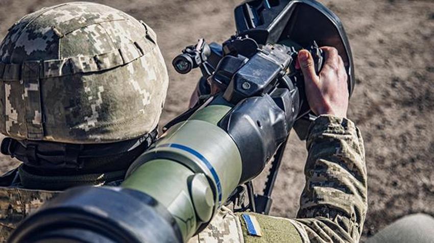 Ukrayna - Rusya krizinde son dakika gelişmesi! Artık an meselesi, bayraklar indirildi! Resmen harekete geçildi, savaş...