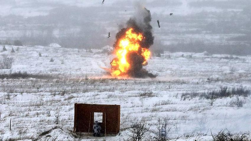Ukrayna - Rusya krizinde son dakika gelişmesi! Artık an meselesi, bayraklar indirildi! Resmen harekete geçildi, savaş...