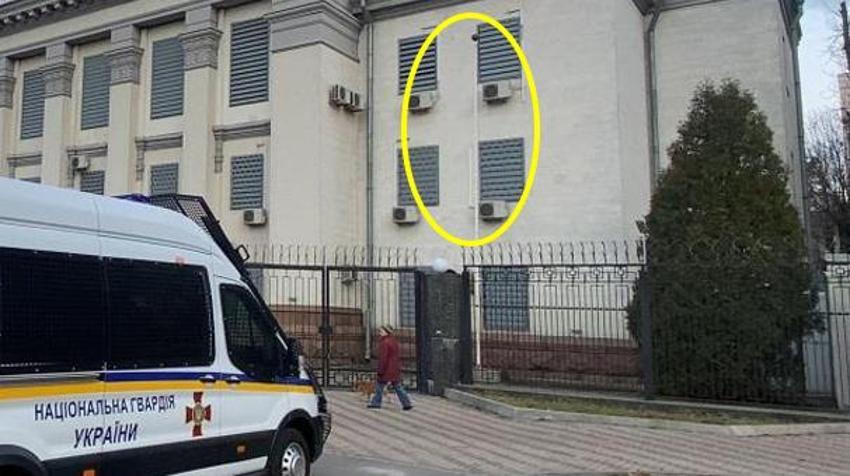 Ukrayna - Rusya krizinde son dakika gelişmesi! Artık an meselesi, bayraklar indirildi! Resmen harekete geçildi, savaş...