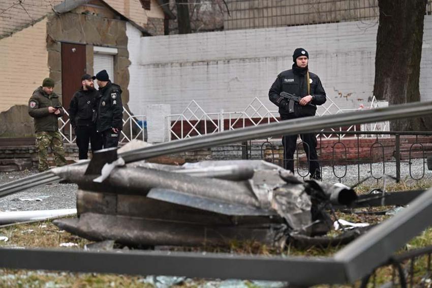 Ukrayna’da başkent Kiev’de sirenler çalıyor, halk kenti terk ediyor!