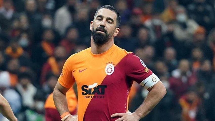 Galatasaray'da bileti kesilen isimler belli oldu! 7 isim için ayrılık kararı!