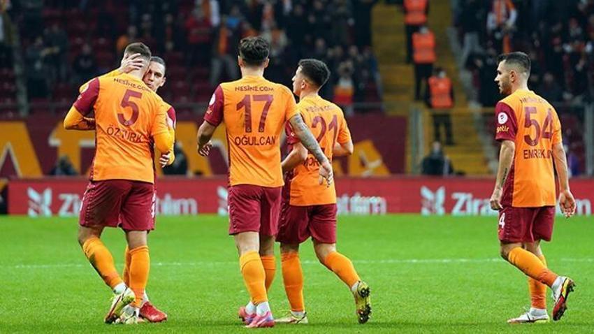 Galatasaray'da bileti kesilen isimler belli oldu! 7 isim için ayrılık kararı!