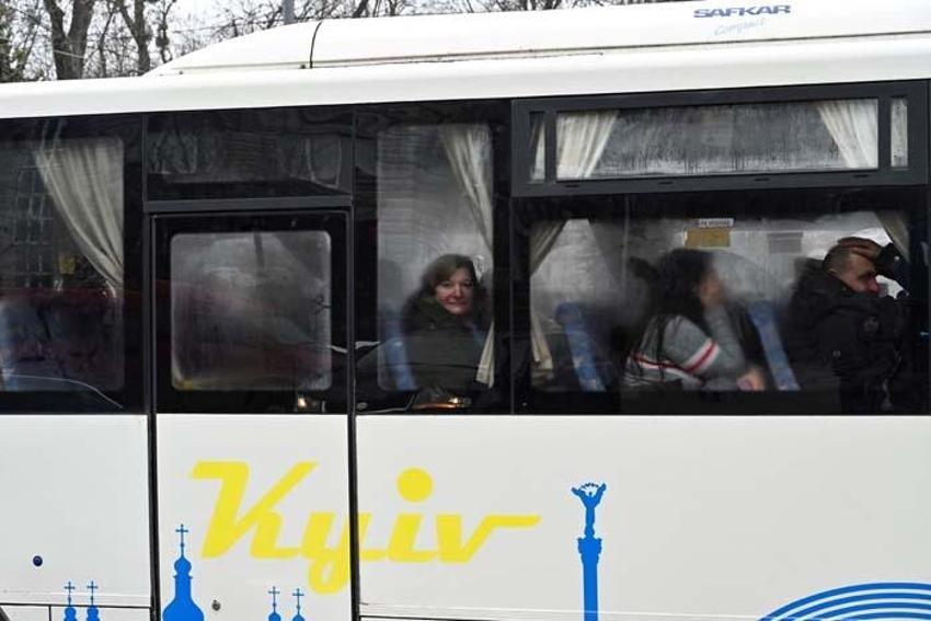 Ukrayna’da başkent Kiev’de sirenler çalıyor, halk kenti terk ediyor!