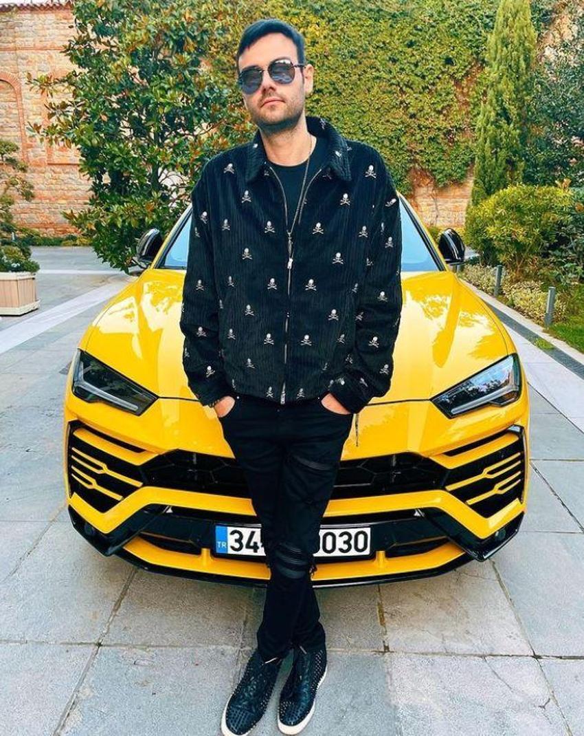 Faruk Sabancı şaşırttı! Fiyatı dudak uçuklattı!