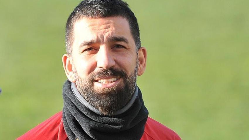 Galatasaray - Barcelona ile eşleşti Arda Turan alay konusu oldu! 'Kilolu...'