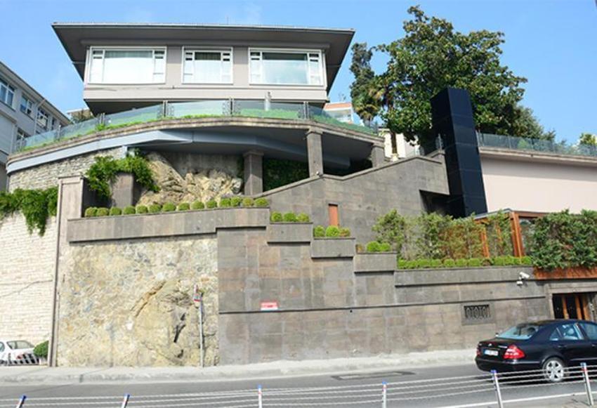 Kemal Gülman'dan sevgilisi Ede Cideli'ye şiddet iddiası!