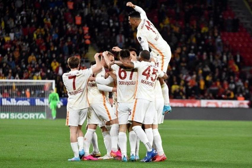 Burak Elmas'tan Sensibile'ye tam yetki! Galatasaray'dan sansasyonel transfer