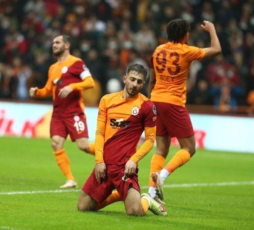 Burak Elmas'tan Sensibile'ye tam yetki! Galatasaray'dan sansasyonel transfer