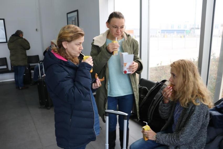 Savaştan kaçıp Türkiye'ye geldiler! Yaşadıklarını gözyaşları içinde anlattılar