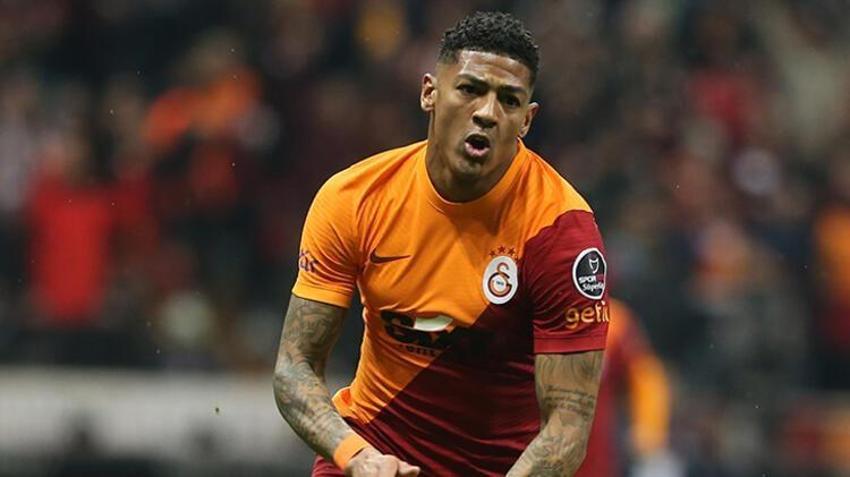 Eski takım arkadaşına saldırdı maçtan sonra sosyal medya paylaşımı olay yarattı!