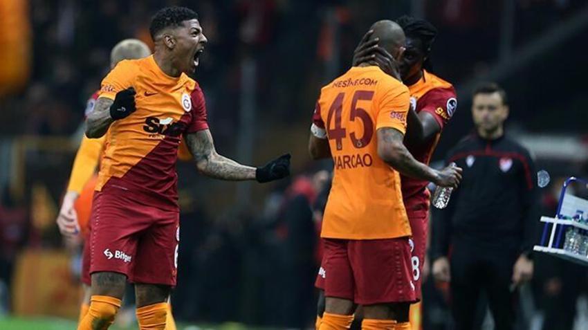 Eski takım arkadaşına saldırdı maçtan sonra sosyal medya paylaşımı olay yarattı!