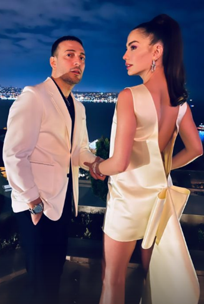 Demet Özdemir'in elbisesinin fiyatı dudak uçuklattı! 