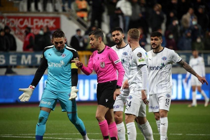Kasımpaşa maçından sonra iki ayrılığı açıkladı üçüncü ismi ekledi!