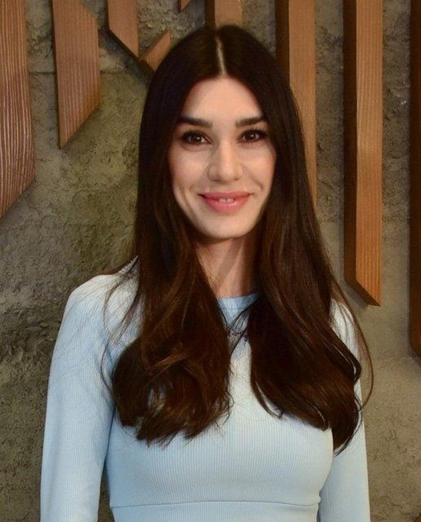 Burcu Kıratlı'dan Sinan Akçıl açıklaması: Bu konu yanlış anlaşılmış!
