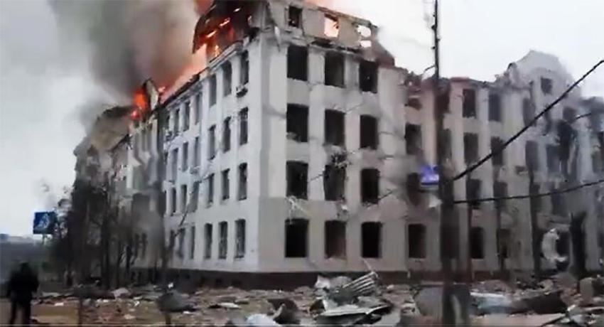 Rusya - Ukrayna savaşında kritik gelişme! İşte uluslararası ajansların bölgeden geçtiği fotoğraflar...