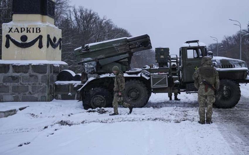 Rus televizyonu bunu gerçekten yaptı! 'Sayın seyirciler, Ukraynalılar kendi şehirlerine saldırı gerçekleştiriyor'