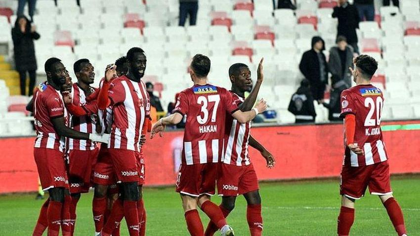 Küfür skandalı! Volkan Demirel'e Rıza Çalımbay ve Ziya Erdal'dan büyük tepki