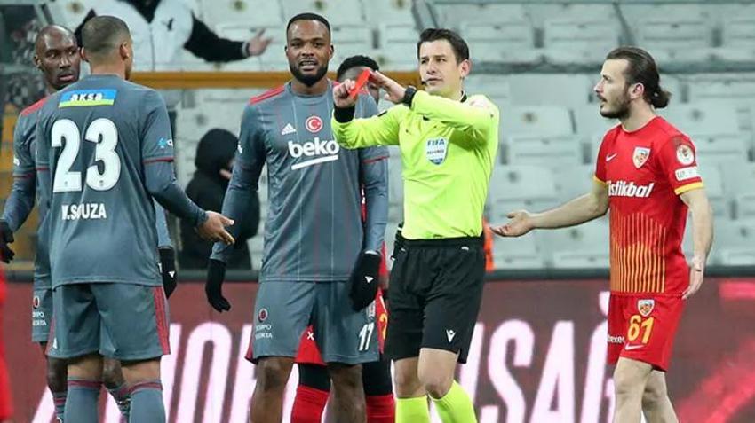 Beşiktaş-Kayserispor maçına damga vurdu! Yıldız oyuncuya büyük tepki! İlginç anlar, Halil Umut Meler'in kararı sonrası...