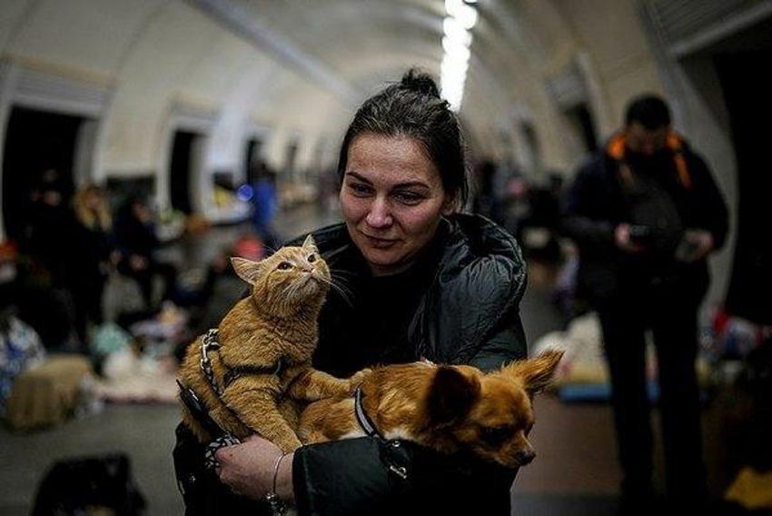 Ukrayna’da halk yer altına çekildi! İşte dünyanın konuştuğu görüntüler...