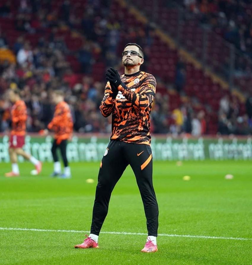 Galatasaray'da skandal! Omar Elabdallaoui oynadıkça menajerine...