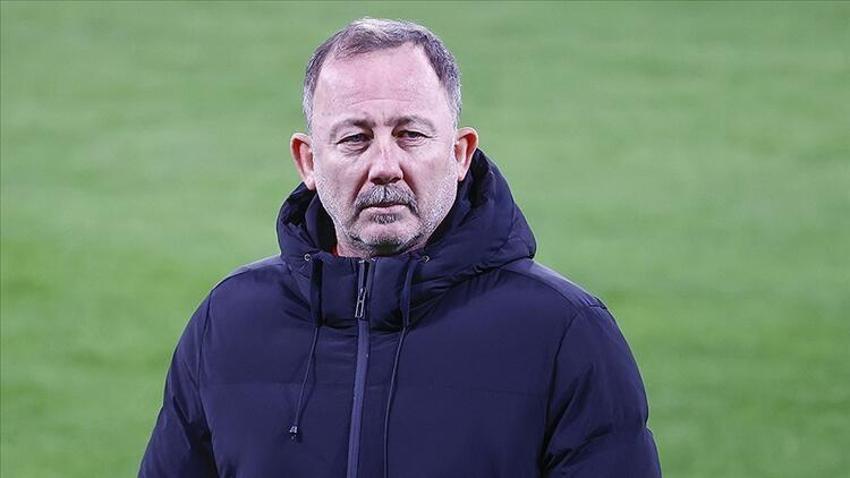Sergen Yalçın suskunluğunu bozdu, olay sözler! 'Beşiktaşlı yöneticiler altımı oydu'