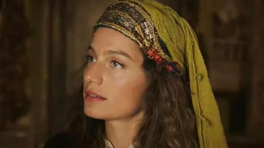 Barbaroslar Akdeniz'in Kılıcı'nın Despina'sı Gülcan Arslan'dan cesur pozlar!