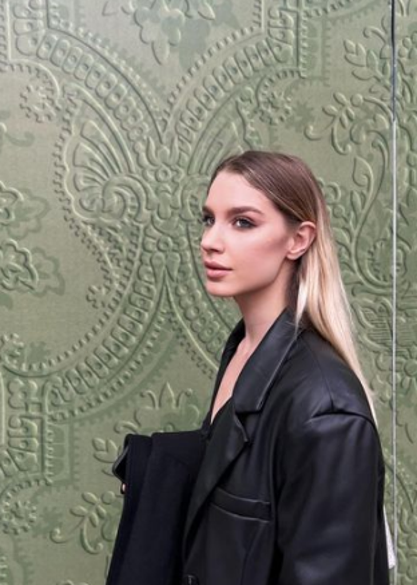 Ebrar Karakurt'tan eski sevgilisi İmge'ye ağır gönderme!