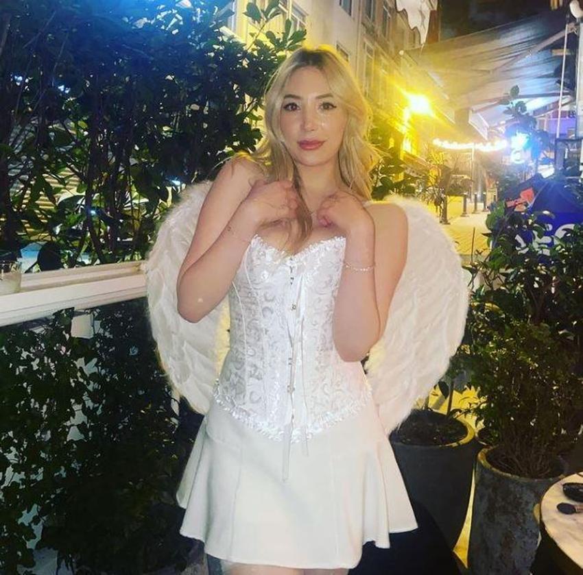 Mehmet Ali Erbil'in kızı Yasmin Erbil'den dikkatleri çeken paylaşım! Ortalığı yıktı geçti