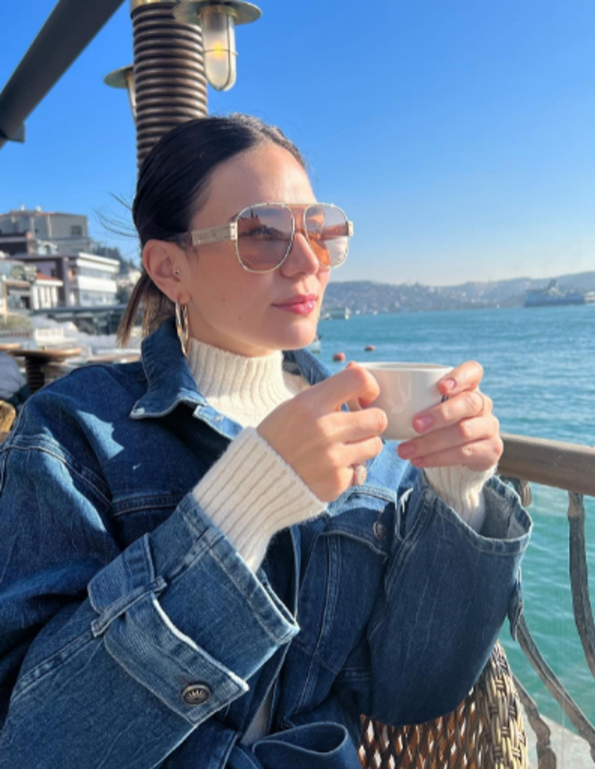 Alişan ve Buse Varol'dan aşk pozu! Kötü günleri geride bıraktılar...
