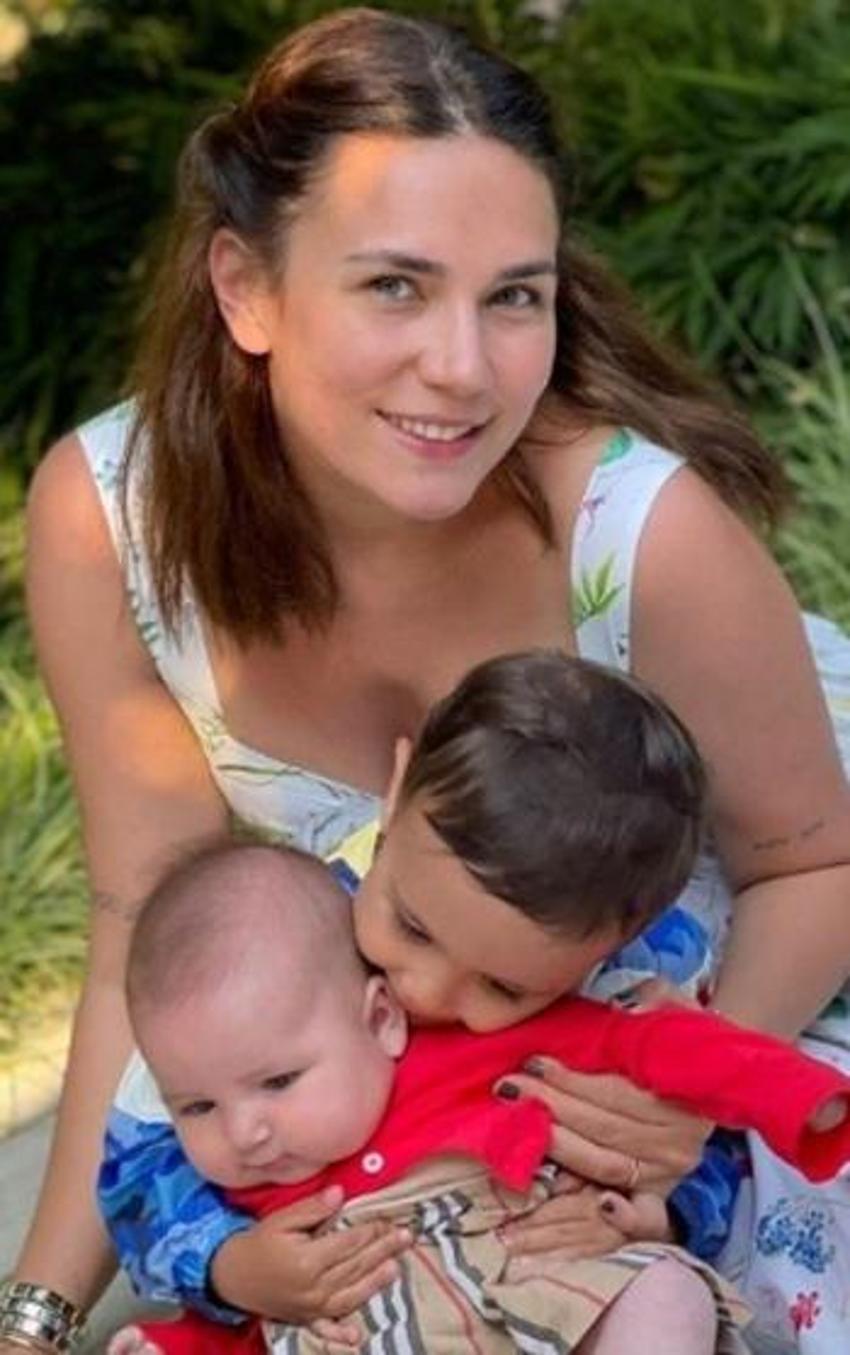 Alişan ve Buse Varol'dan aşk pozu! Kötü günleri geride bıraktılar...