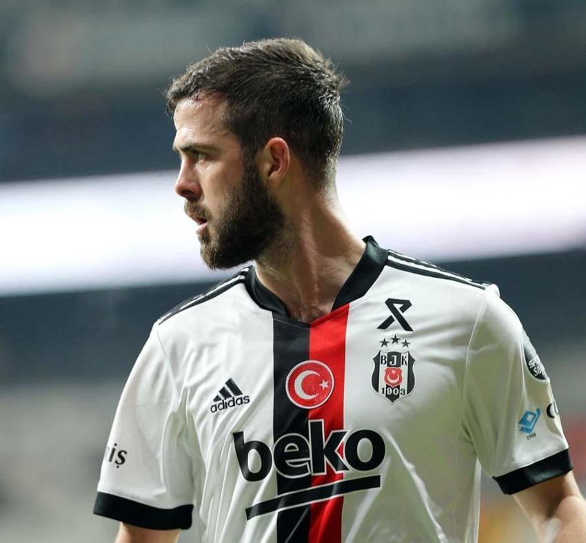 Beşiktaş’ın dünyaca ünlü yıldızı Pjanic ayrılığı resmen açıkladı!