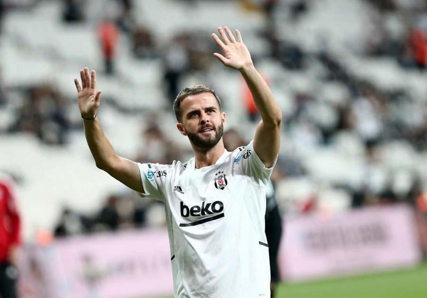 Beşiktaş’ın dünyaca ünlü yıldızı Pjanic ayrılığı resmen açıkladı!