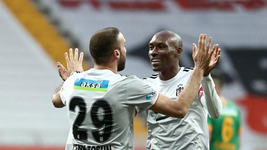 Cenk Tosun - Boupendza derken Beşiktaş'tan yılın forvet sürprizi! Hem de bedavaya...