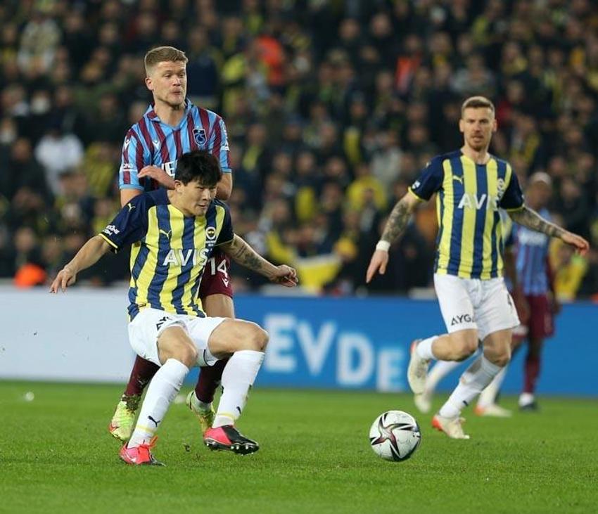 Ahmet Çakar bela okudu Erman Toroğlu doğru dedi! İrfan Can Kahveci'nin kırmızısı camiayı ikiye böldü